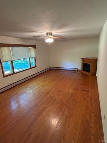 465 Wileman Road, Lynch Station, VA 24571
