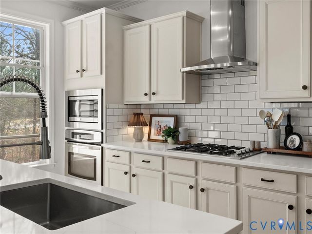 7519 Nicklaus Cir, Moseley, VA 23120