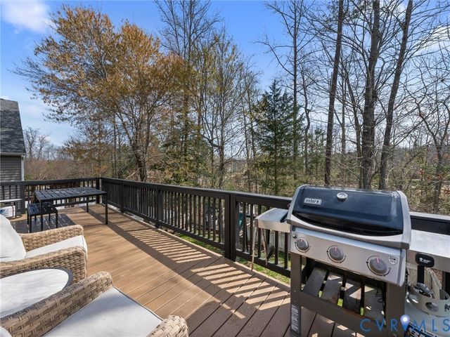 7519 Nicklaus Cir, Moseley, VA 23120