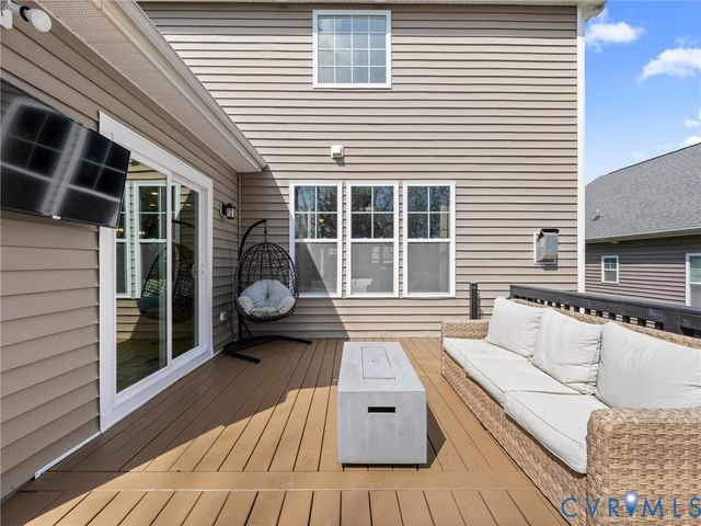 7519 Nicklaus Cir, Moseley, VA 23120