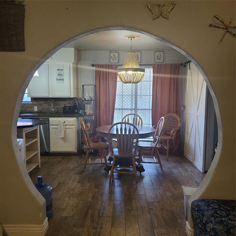 2891 Avenue M Extended, Conroe, TX 77301