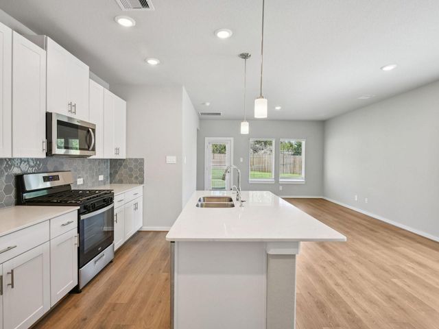 19214 Newman Gardens Road, Crosby, TX 77532