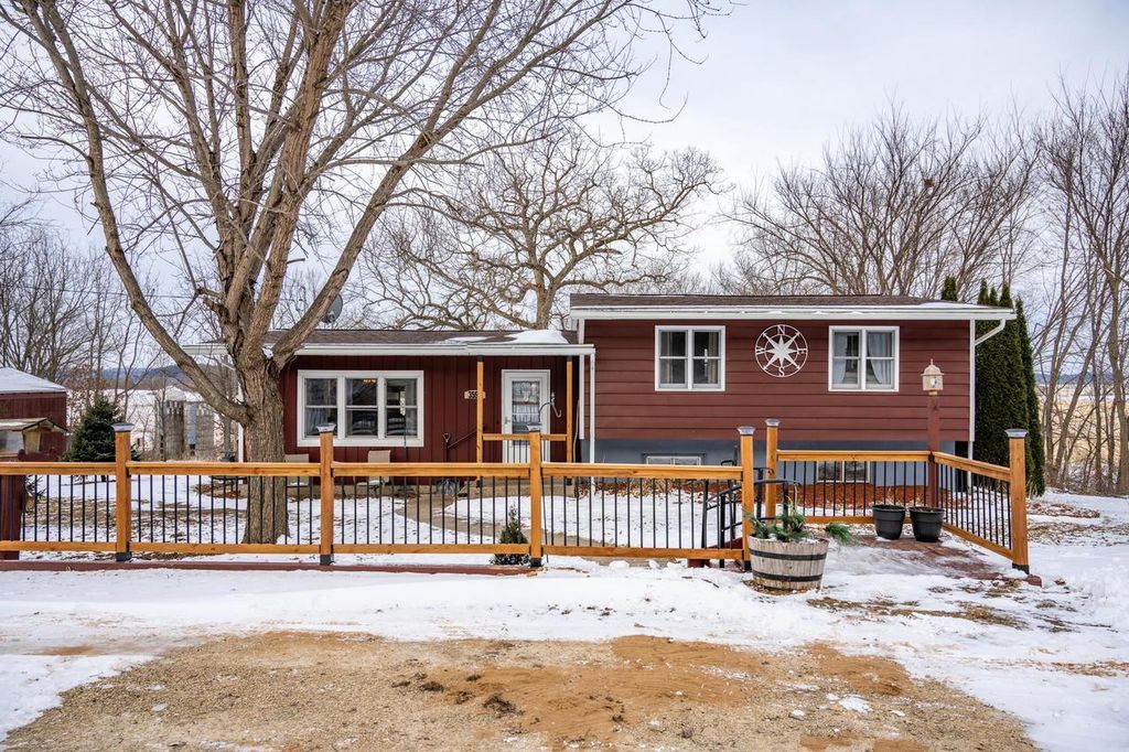 N3597 State Road 58, Mauston, WI 53948