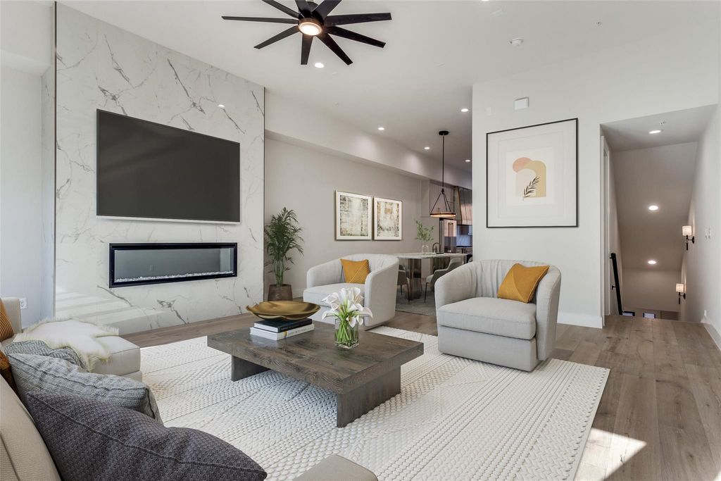 250 E Dallas Street 127, Grapevine, TX 76051 — photo 5