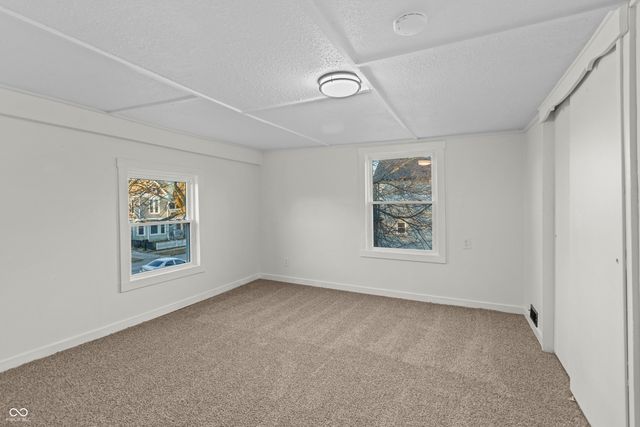 911 W 3rd Street, Anderson, IN 46016