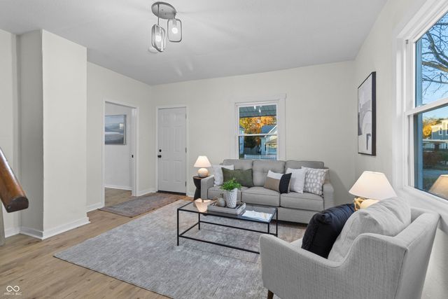 911 W 3rd Street, Anderson, IN 46016