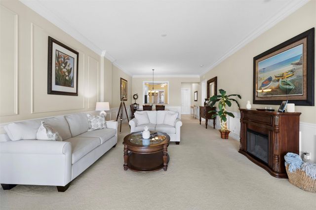 21 Harbour Isle Drive 203, Hutchinson Island, FL 34949