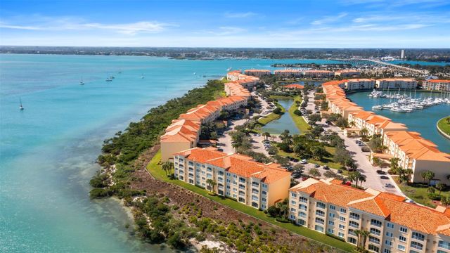 21 Harbour Isle Drive 203, Hutchinson Island, FL 34949