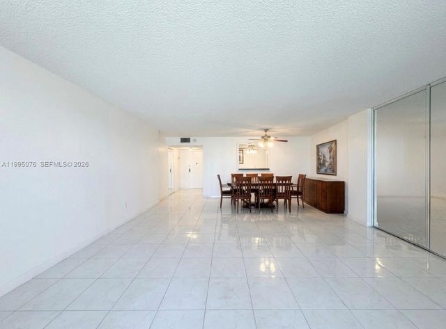 3800 S Ocean Dr 816, Hollywood, FL 33019