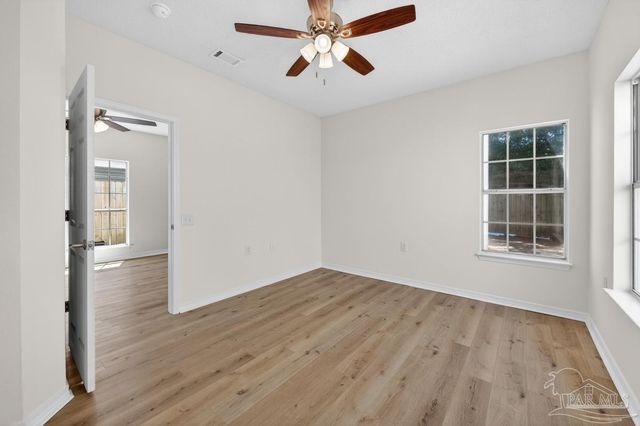 131 Wildflower Ln, Pensacola, FL 32514