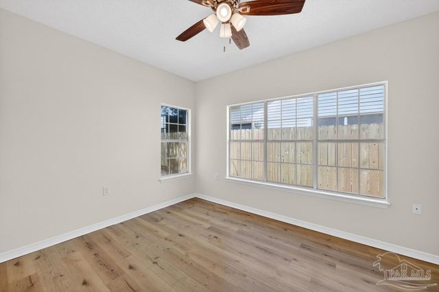 131 Wildflower Ln, Pensacola, FL 32514