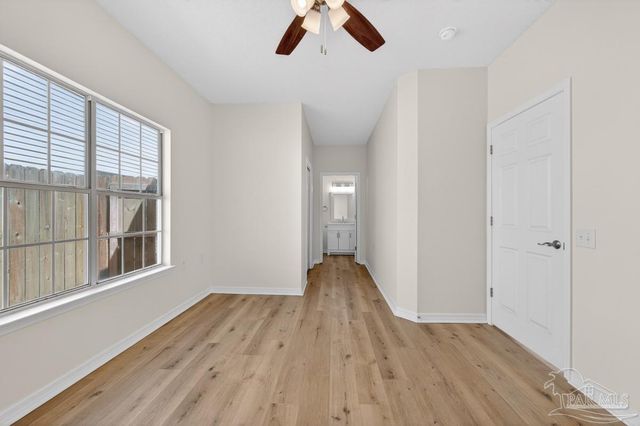 131 Wildflower Ln, Pensacola, FL 32514
