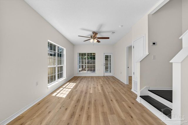 131 Wildflower Ln, Pensacola, FL 32514