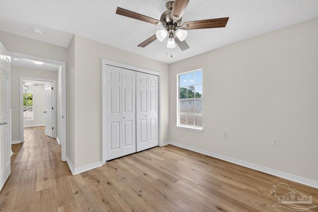 131 Wildflower Ln, Pensacola, FL 32514