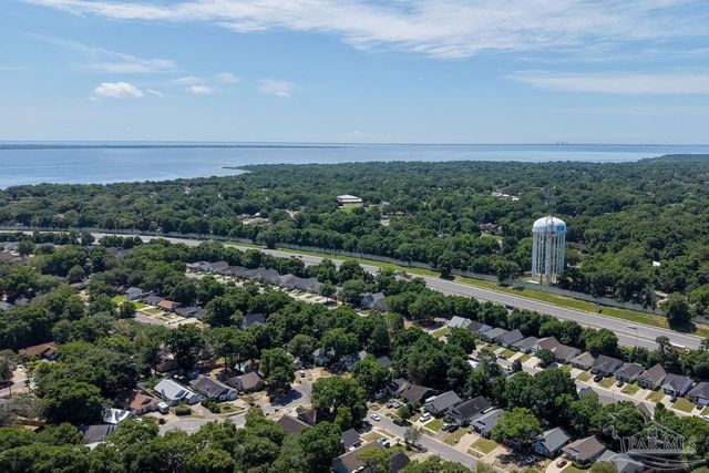 131 Wildflower Ln, Pensacola, FL 32514