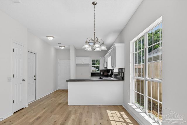 131 Wildflower Ln, Pensacola, FL 32514