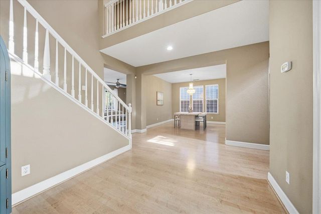 1122 Kidder Way, Folsom, CA 95630