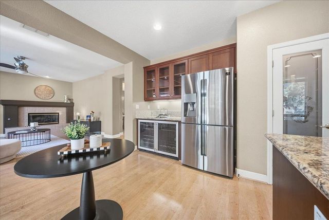 1122 Kidder Way, Folsom, CA 95630