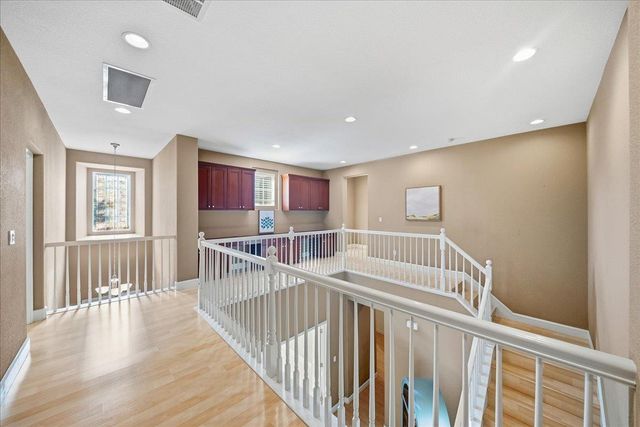1122 Kidder Way, Folsom, CA 95630