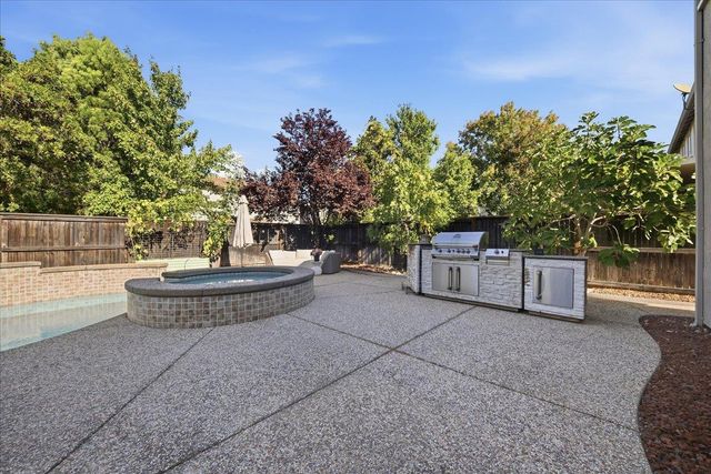 1122 Kidder Way, Folsom, CA 95630