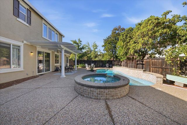 1122 Kidder Way, Folsom, CA 95630