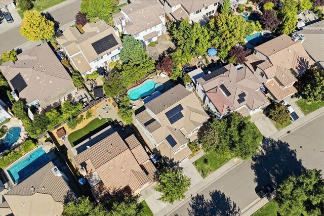 1122 Kidder Way, Folsom, CA 95630
