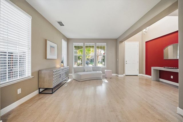 1122 Kidder Way, Folsom, CA 95630
