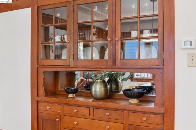 2421 9Th St, Berkeley, CA 94710