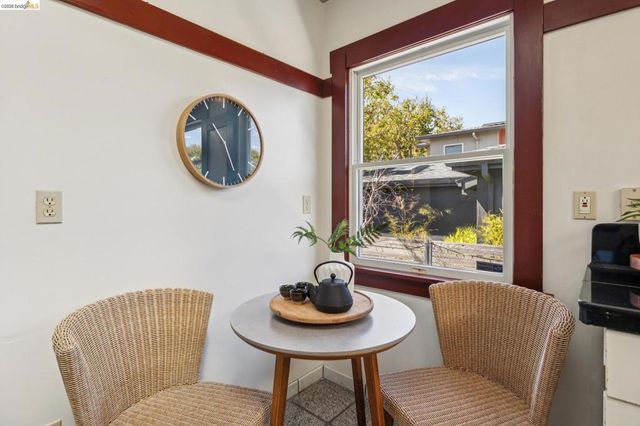 2421 9Th St, Berkeley, CA 94710