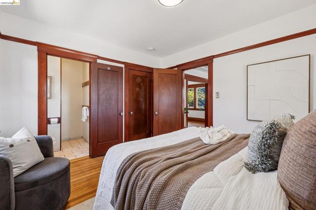 2421 9Th St, Berkeley, CA 94710