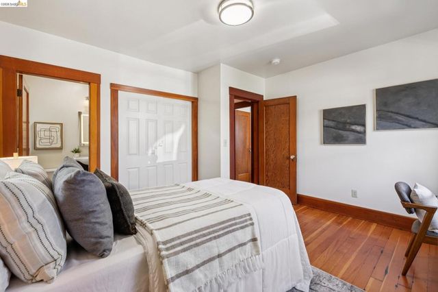 2421 9Th St, Berkeley, CA 94710