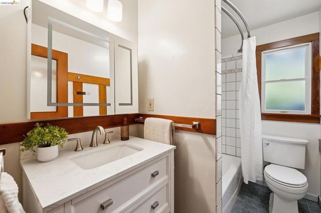 2421 9Th St, Berkeley, CA 94710