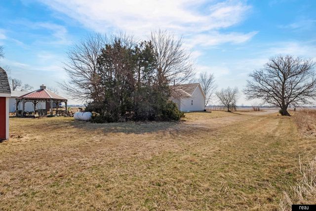 26110 W Maple Road, Waterloo, NE 68069