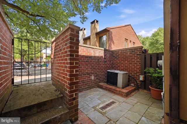 708 S CHARLES ST, Baltimore, MD 21230