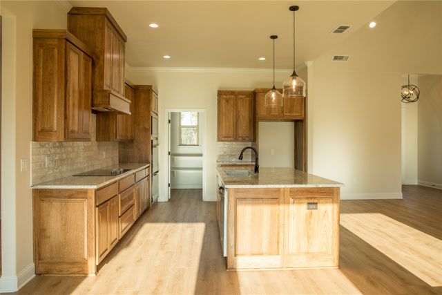 141 Prairie Winds Drive, Poolville, TX 76487