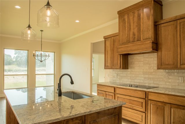 141 Prairie Winds Drive, Poolville, TX 76487