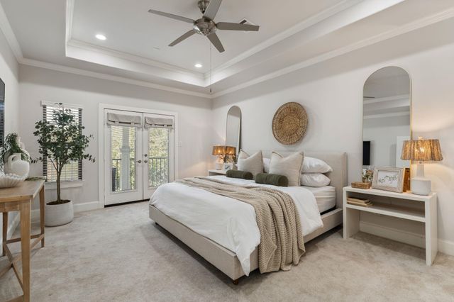 544 W 24th Street, Houston, TX 77008