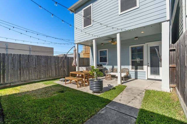 544 W 24th Street, Houston, TX 77008