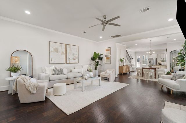 544 W 24th Street, Houston, TX 77008