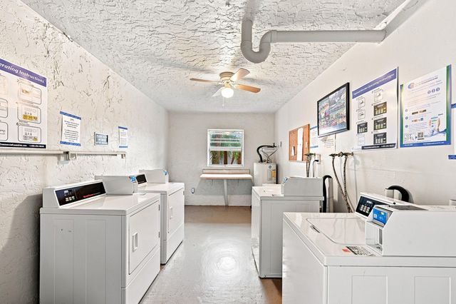 9440 POINCIANA Place 314, Davie, FL 33324