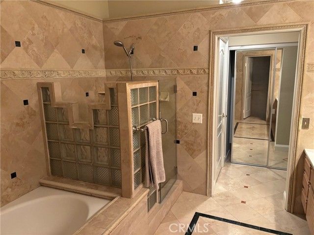 105 Bay Hill Drive, Newport Beach, CA 92660