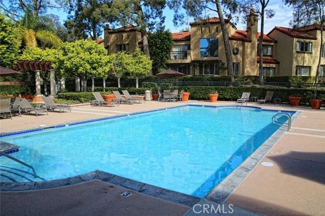 105 Bay Hill Drive, Newport Beach, CA 92660