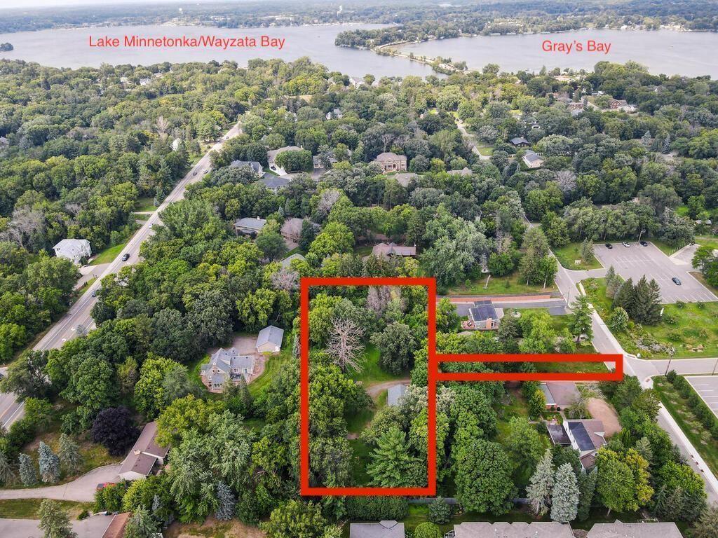 3214 Groveland School Road, Minnetonka, MN 55391 — photo 4