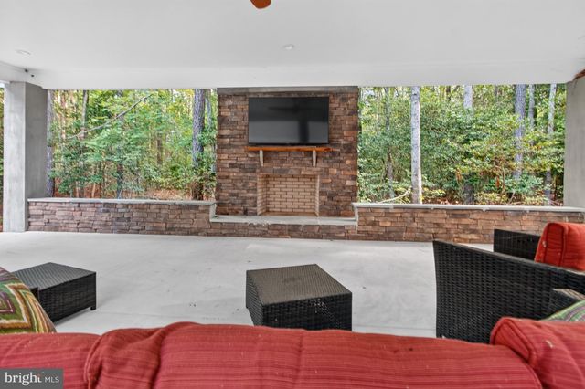 30425 HOLLYMOUNT RD, Harbeson, DE 19951