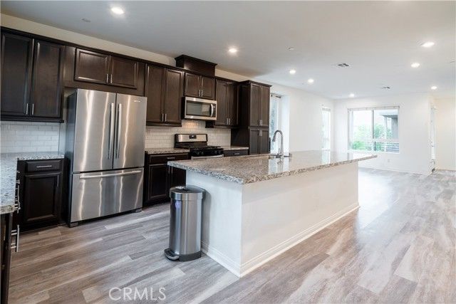 20618 Desert Ash, Winnetka (los Angeles), CA 91306