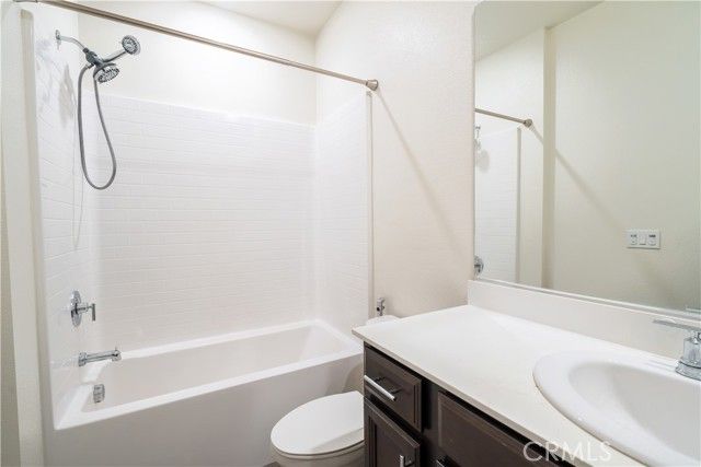 20618 Desert Ash, Winnetka (los Angeles), CA 91306