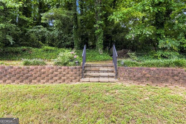 2320 Bankston Circle, Snellville, GA 30078