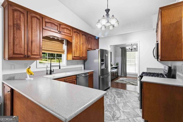 2320 Bankston Circle, Snellville, GA 30078