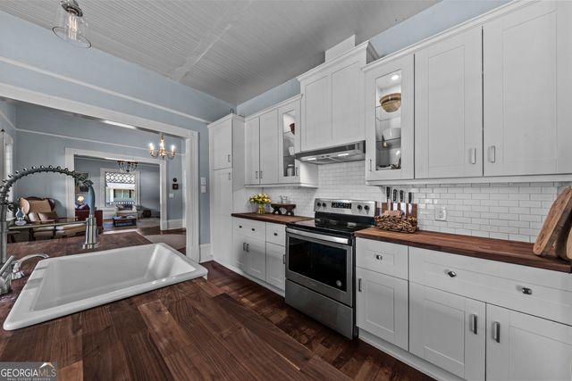 215 East Dixie Highway, Rutledge, GA 30663