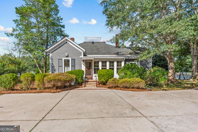 215 East Dixie Highway, Rutledge, GA 30663